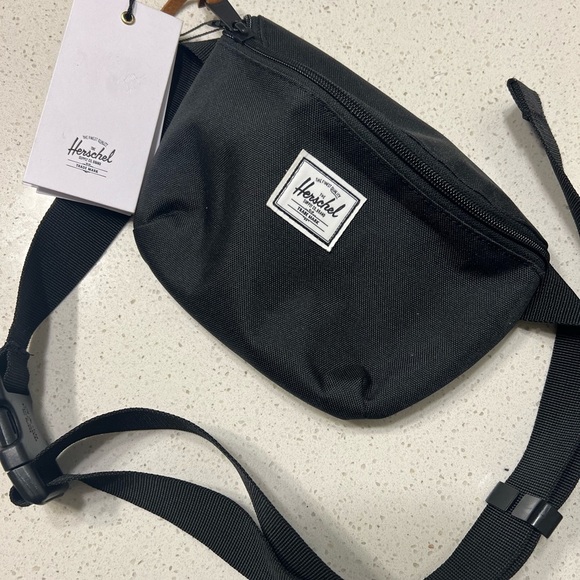 Herschel Supply Company Other - Herschel Supply Company Black Belt Bag